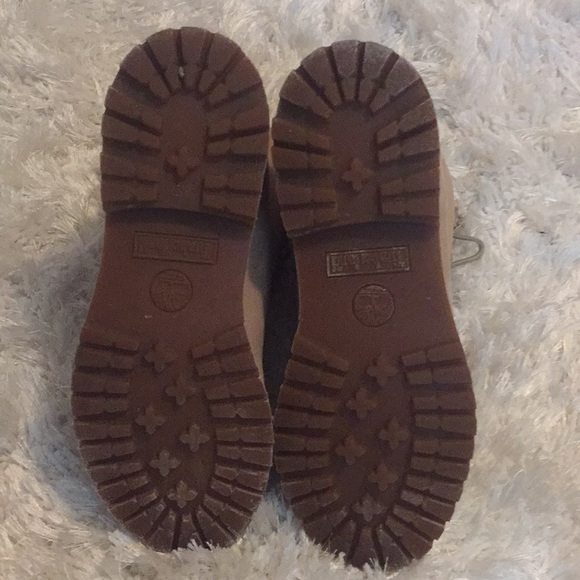 Cream Timberlands - Picture 2 of 4